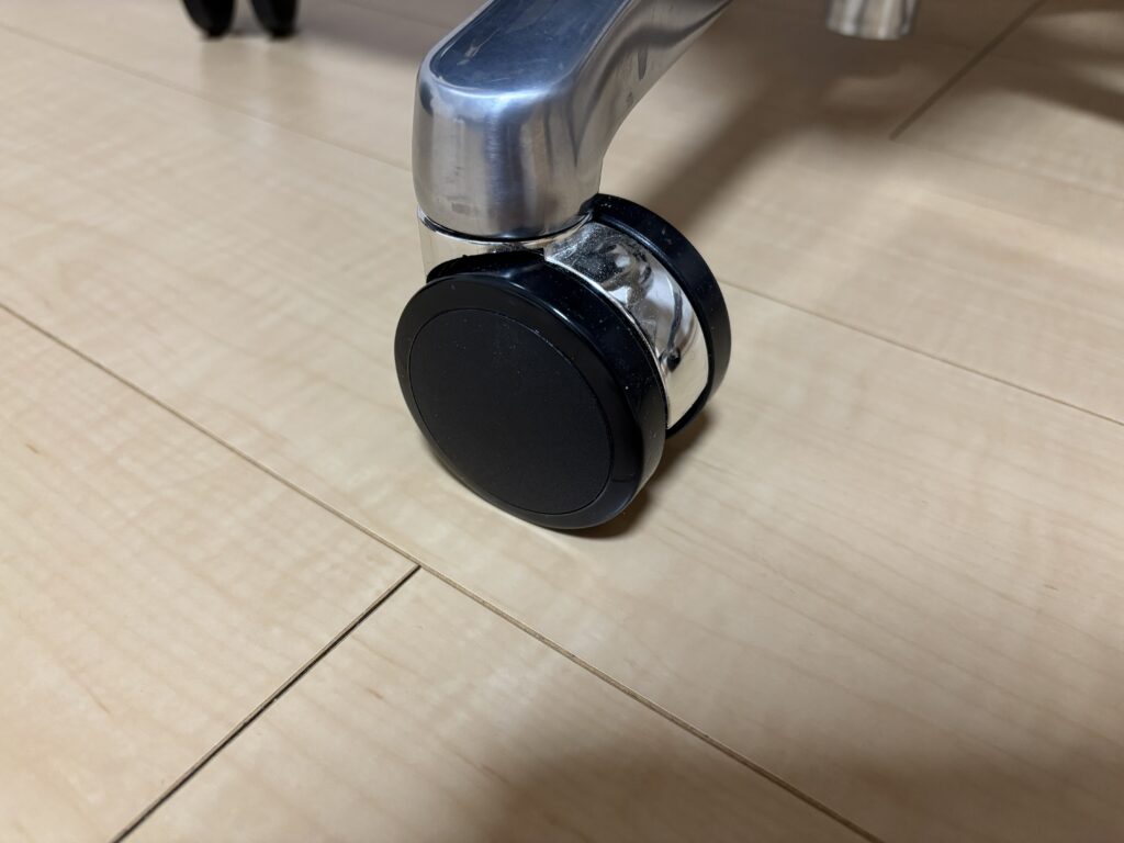 COFO Chair Premiumのキャスター