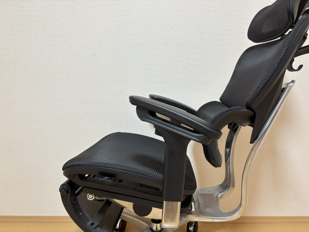 長期レビュー⑤：【リクライニング】後傾姿勢でも楽に作業できる