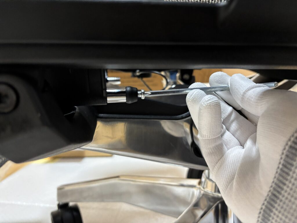 フットレストの取り付け