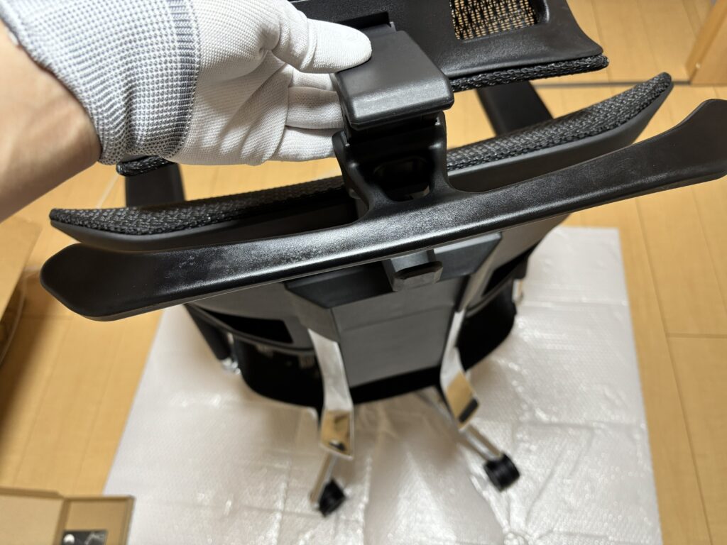 ヘッドレストの取り付け