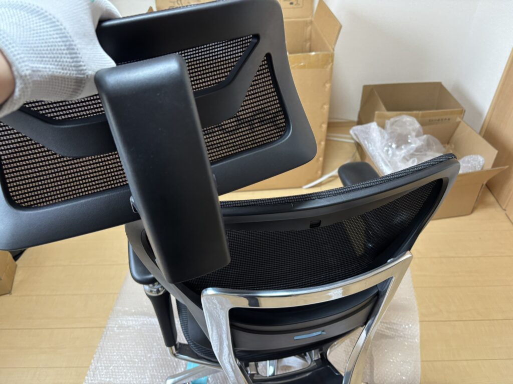 ヘッドレストの取り付け