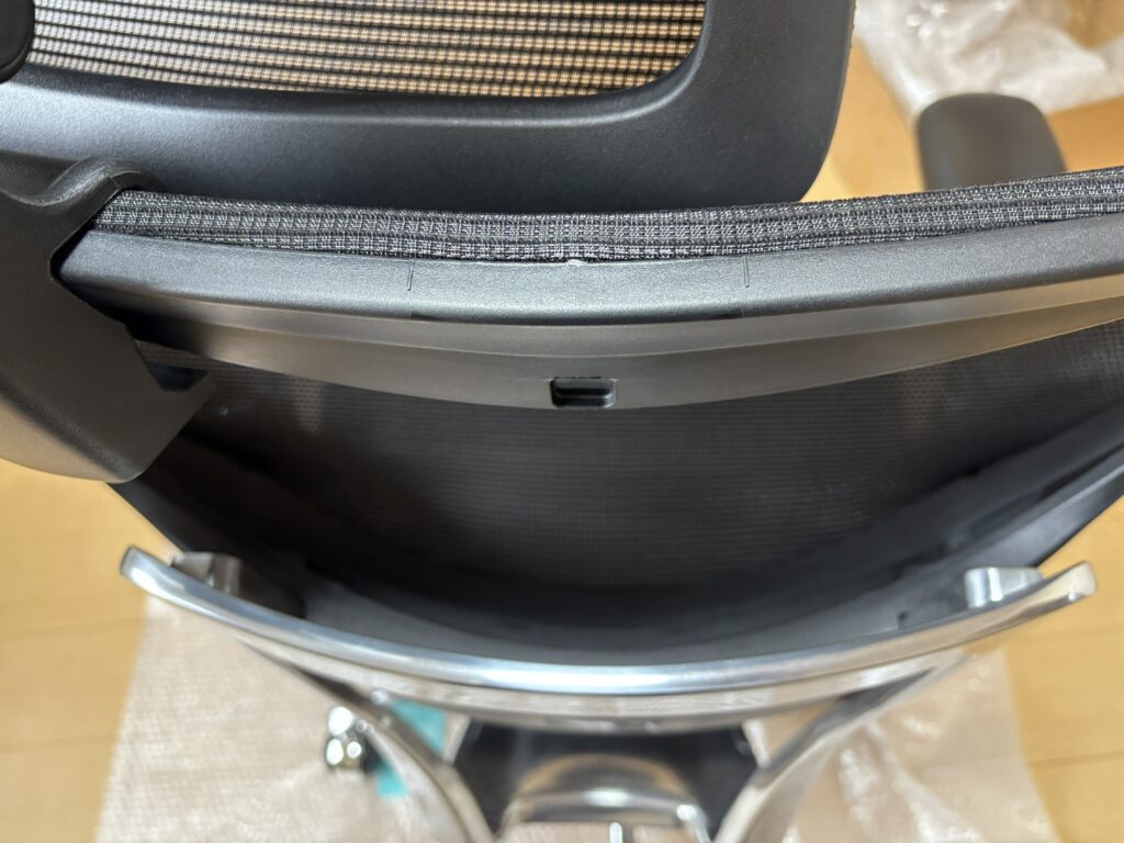 ヘッドレストの取り付け