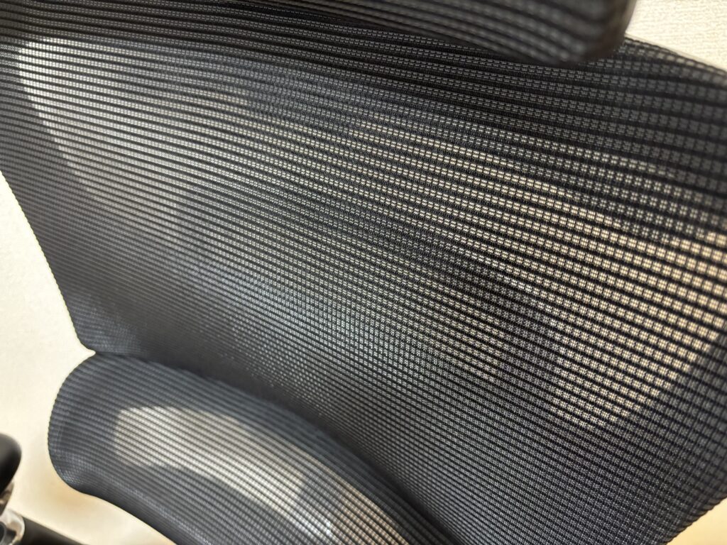 良かった点③：【通気性】メッシュ素材で夏でも蒸れない