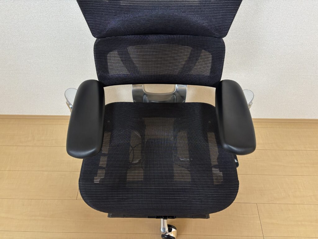 COFO Chair Premium 2のアームレスト調節