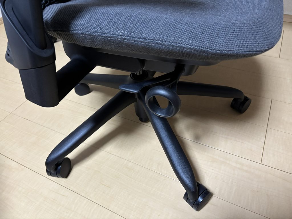 良かった点④：【座面調節機能】細かく調節できて身体にフィット
